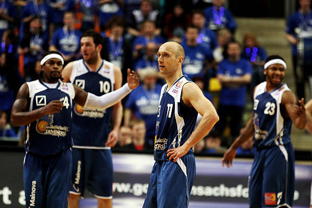 上的支持 上的支持