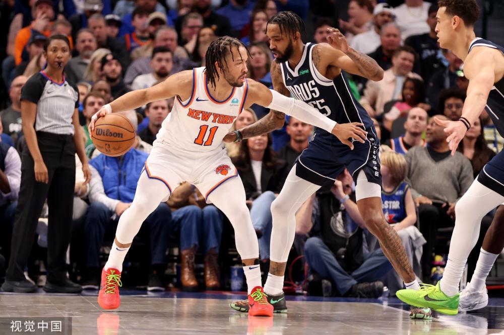 造压迫感 造压迫感