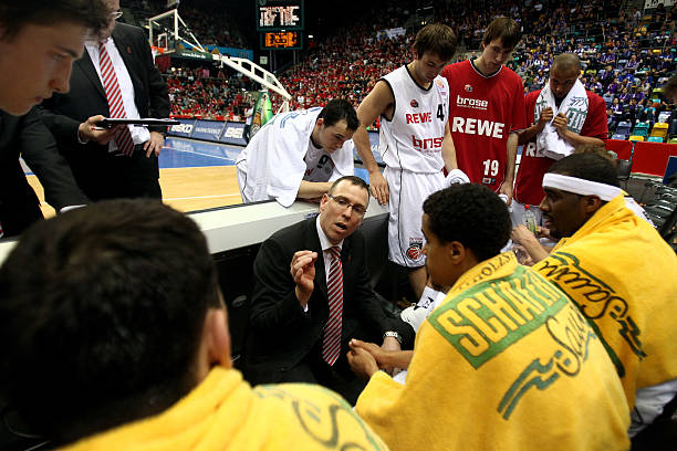 这不禁让人 这不禁让人